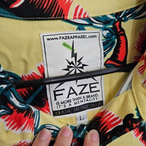 Faze Button-Up Shirt - Picture 5 of 6